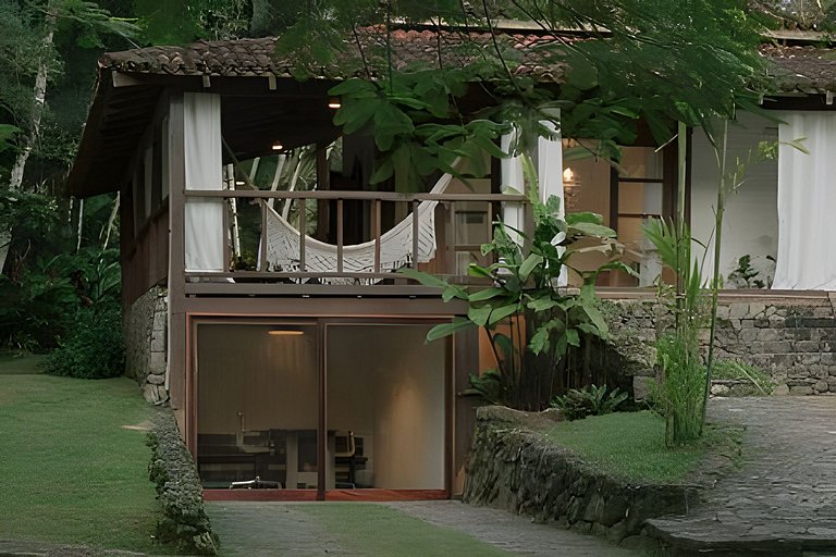 Reserve | Casa Varanda | MIRA